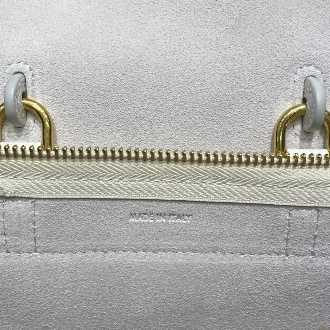 Custombag-- 194263ZVA.01RC high quality version item：C-B806D2578